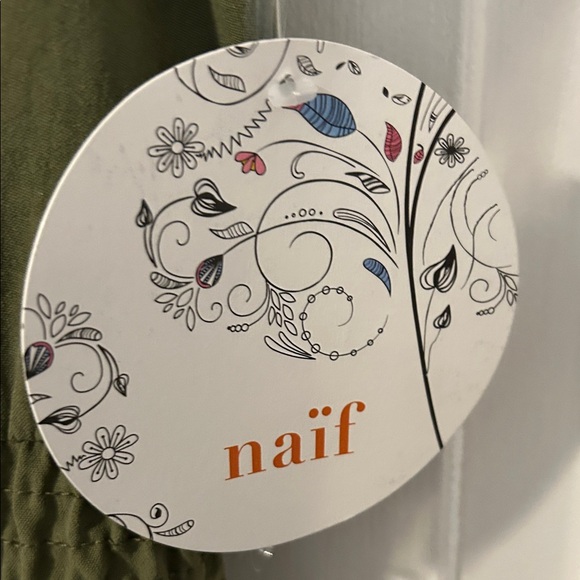 NWT. Olive Green Button-Up Jumpsuit - Picture 2 of 5